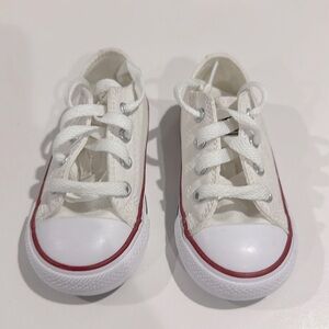 Baby converse white size 6